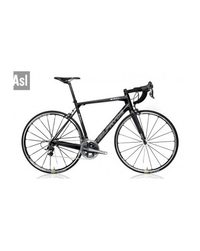 Neil Pryde Bura SL, medium, black mit SRAM Red, American Classic wheels, Deda Komponenten